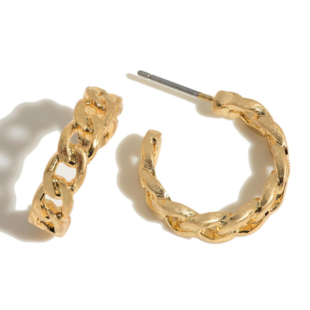 Curb Chain Hoop Earrings in Gold