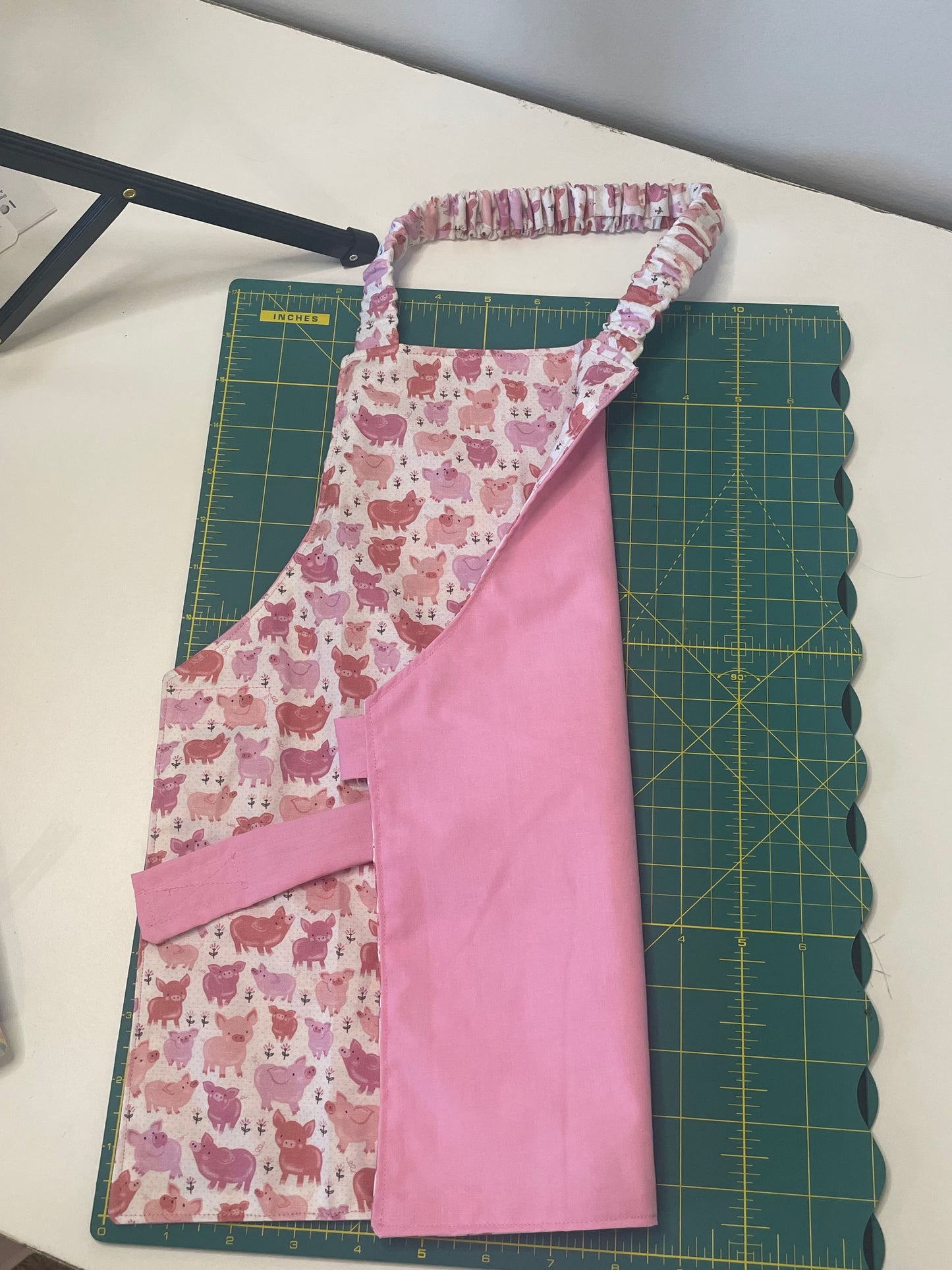 Little Piggy Toddler Apron