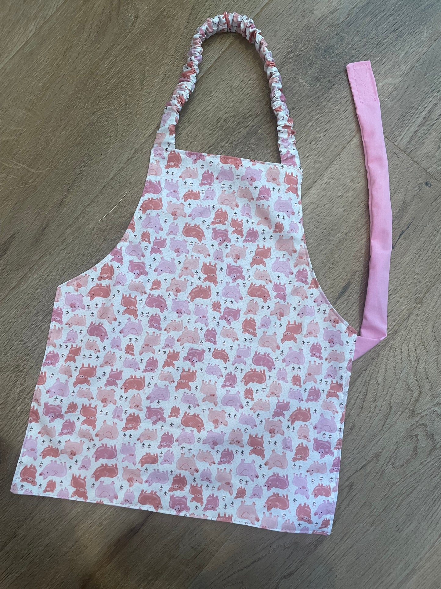 Little Piggy Toddler Apron (Defect)